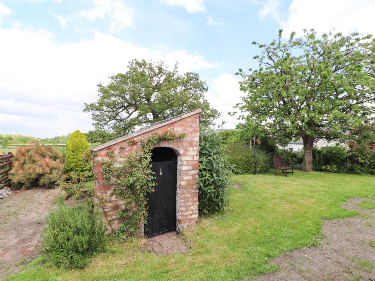 Springfield Cottage Wrexham Exterior foto